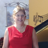 Piano Lessons, Viola Lessons, Violin Lessons, Cello Lessons, Music Lessons with Melanie Henry.